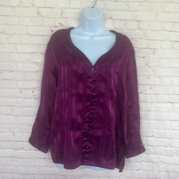 90’s GOLD LABEL Victoria’s Secret SATIN PURPLE PJ top size small - Picture 1 of 9